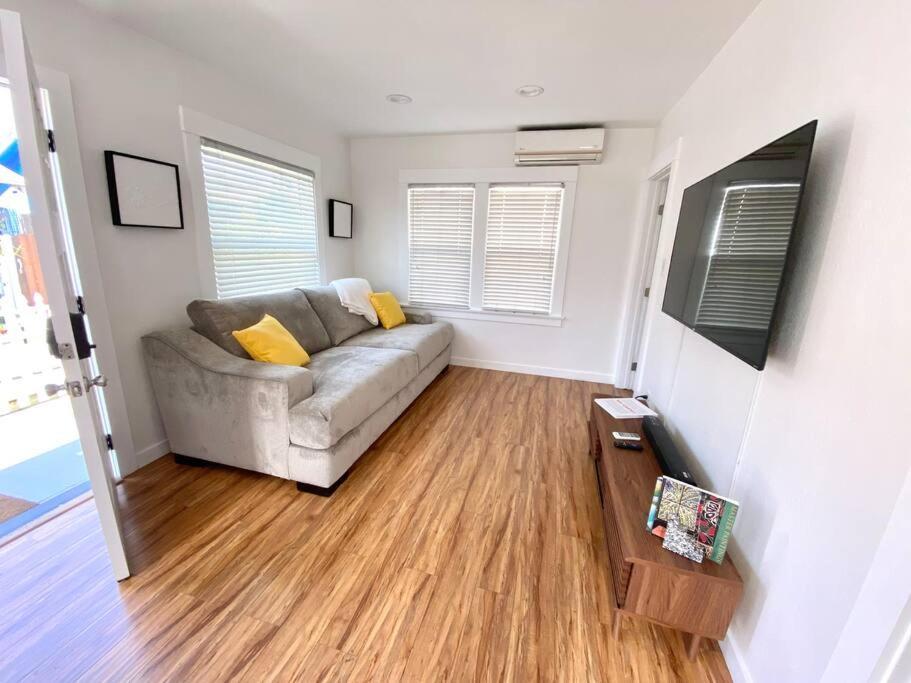Lbc Paradise Bungalow Long Beach Esterno foto